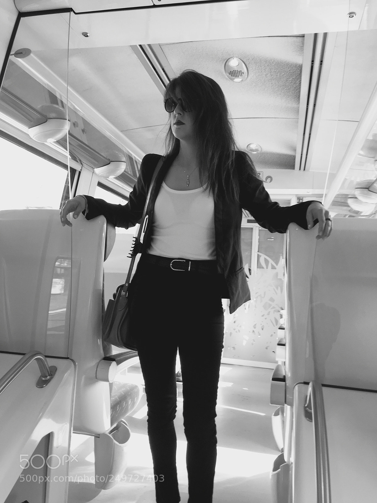 Apple iPhone 6s Plus sample photo. La fille du train photography