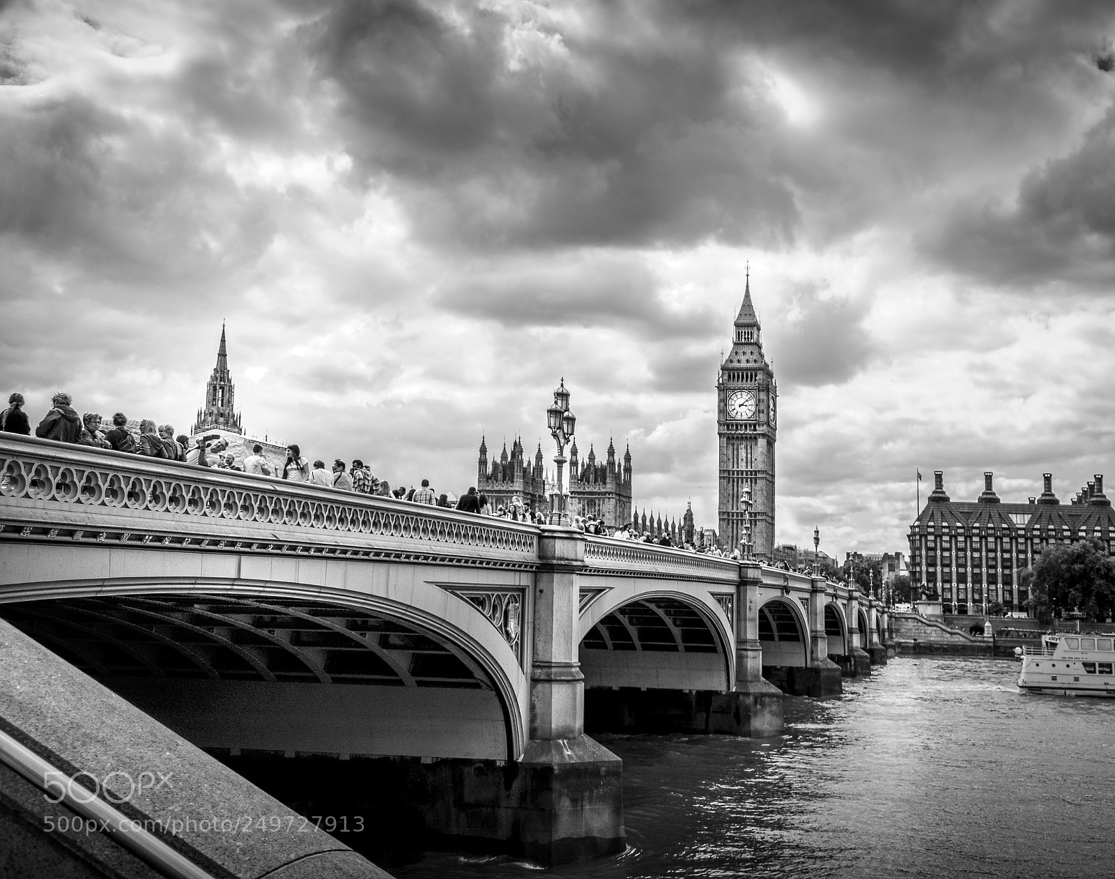 Nikon D3300 sample photo. The westminster bridge photography