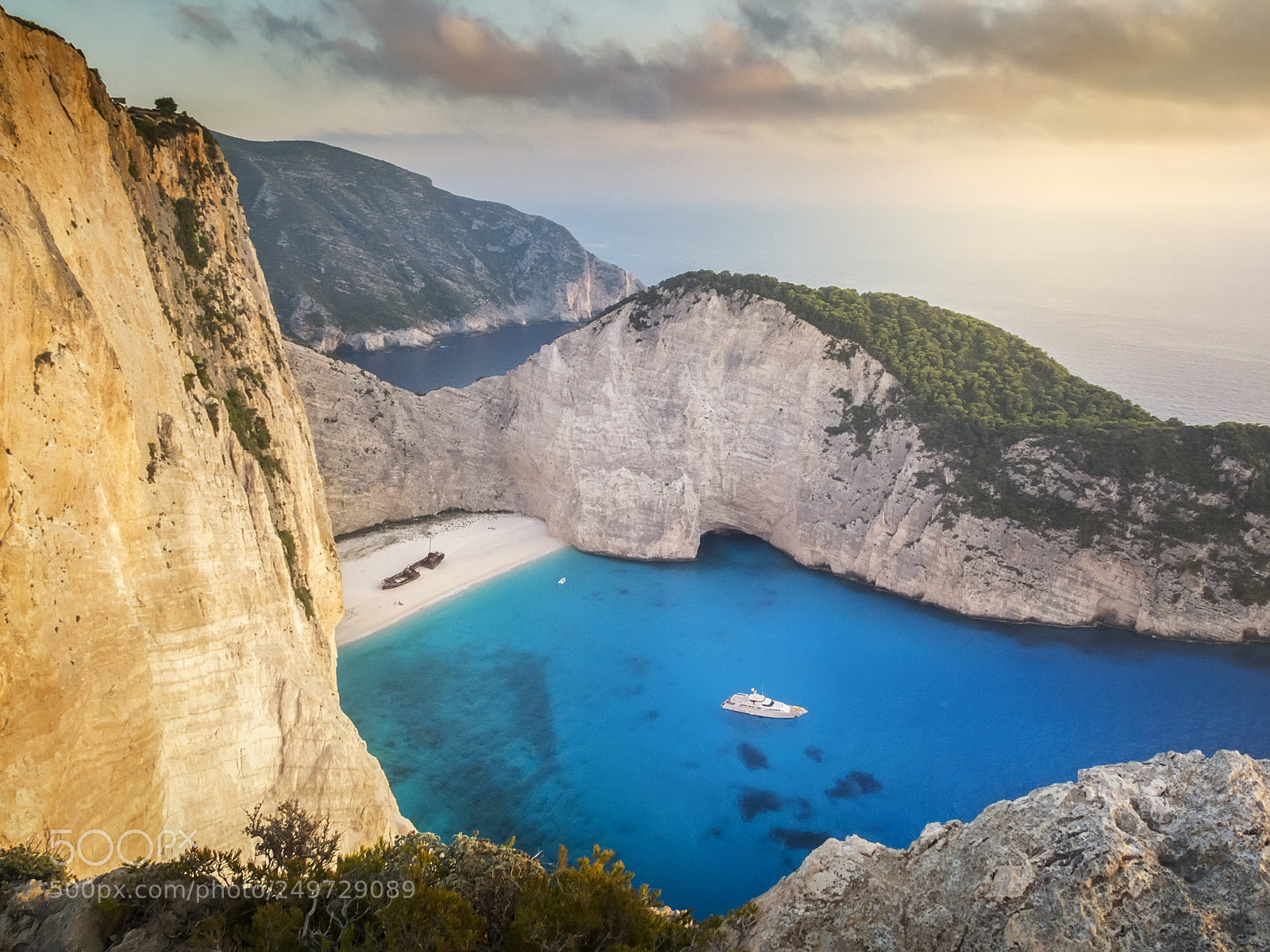 Fujifilm X10 sample photo. Zakynthos photography