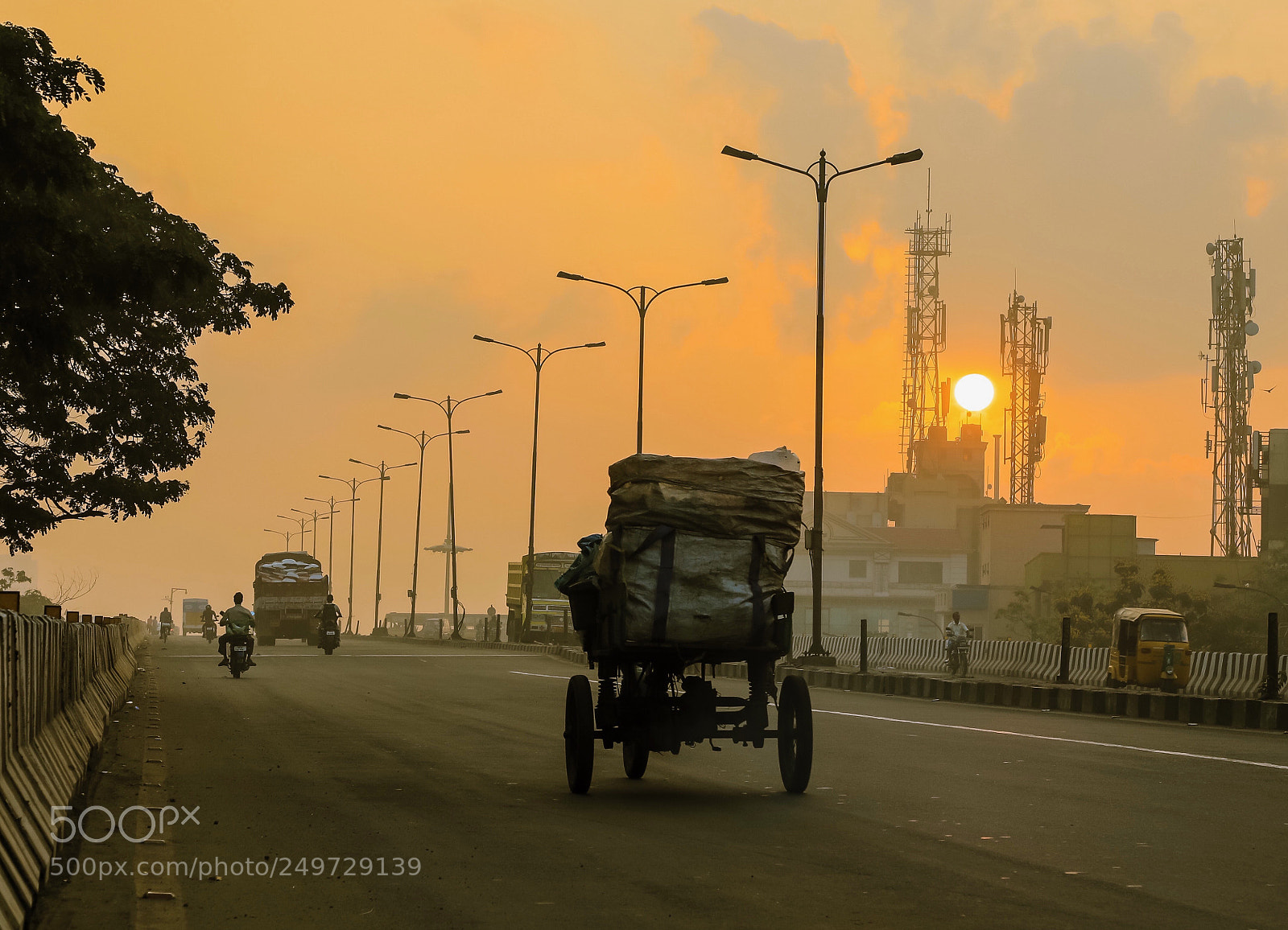 Canon EOS 5D Mark IV sample photo. Morning scenes  photography