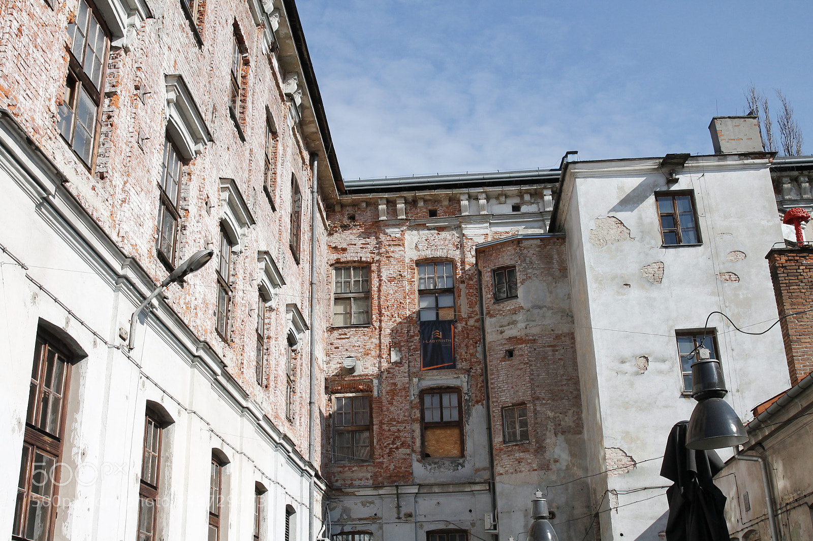 Canon EOS 1100D (EOS Rebel T3 / EOS Kiss X50) sample photo. Somewhere in krakow photography