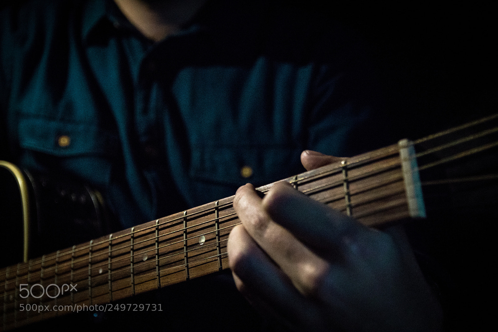 Canon EOS 750D (EOS Rebel T6i / EOS Kiss X8i) sample photo. Always music photography