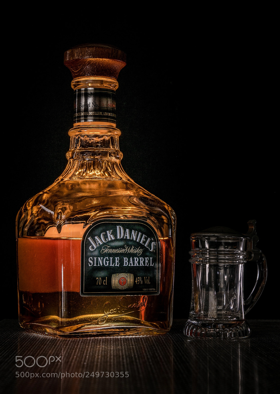 Sony ILCA-77M2 sample photo. Jack daniel´s photography