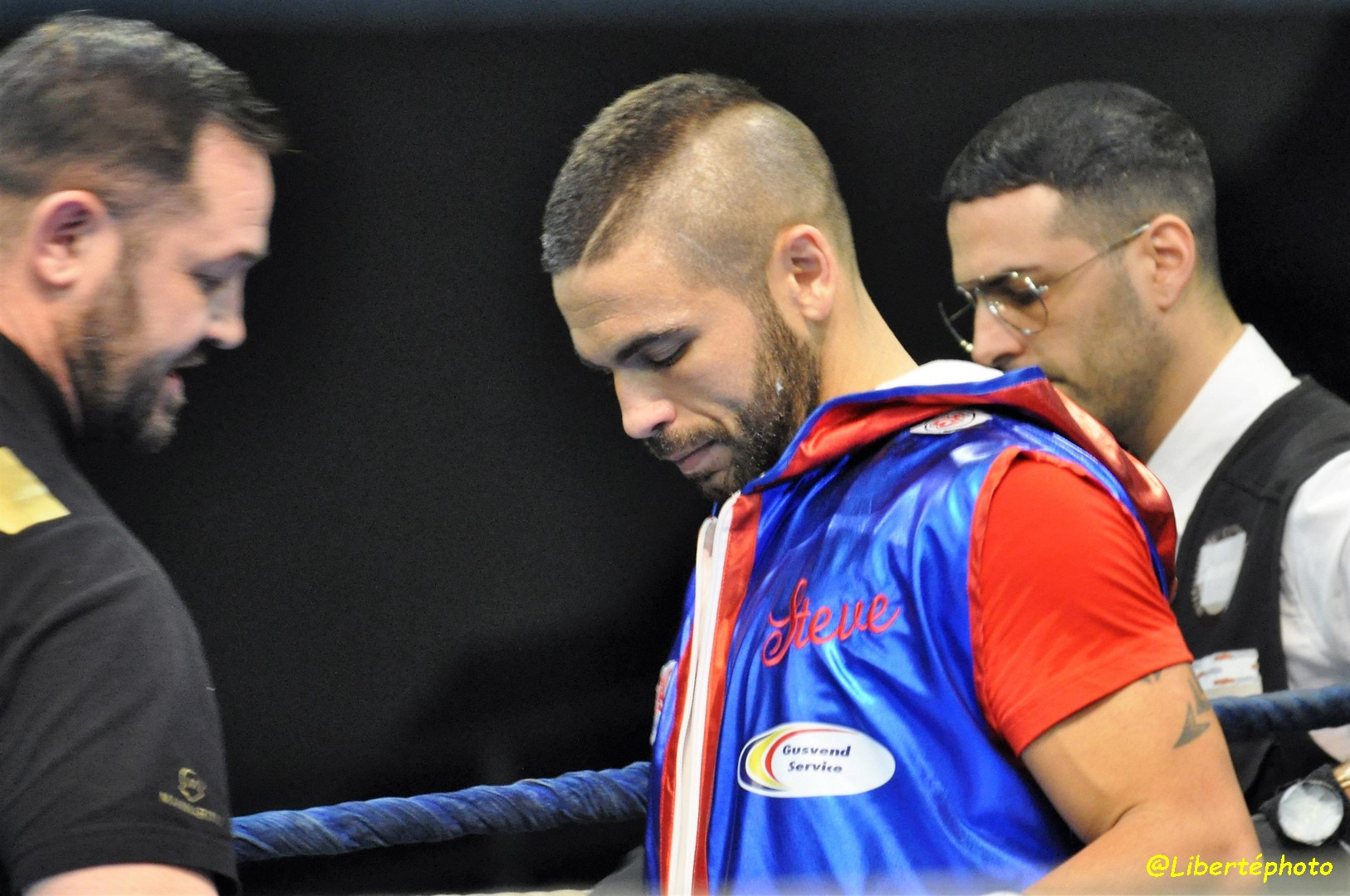 Nikon D90 sample photo. Boxing photography