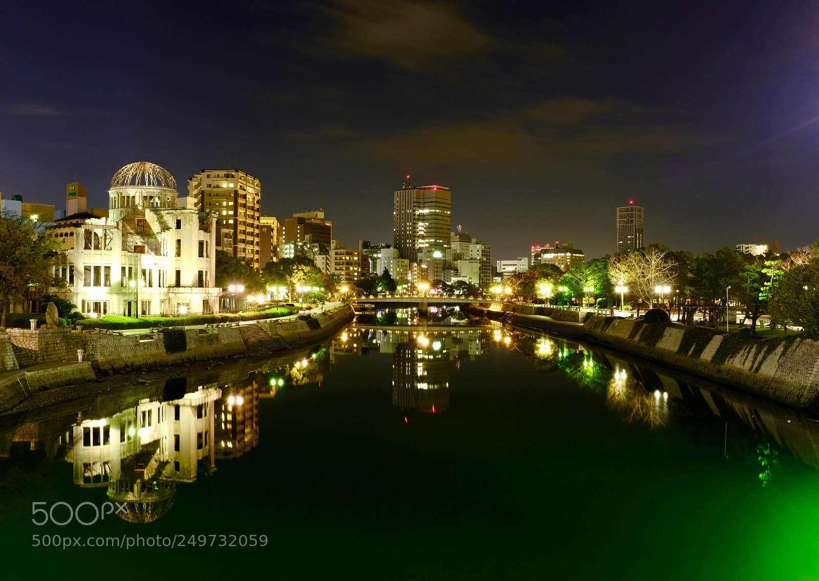Fujifilm X100F sample photo. 広島の夜 hiroshima night photography