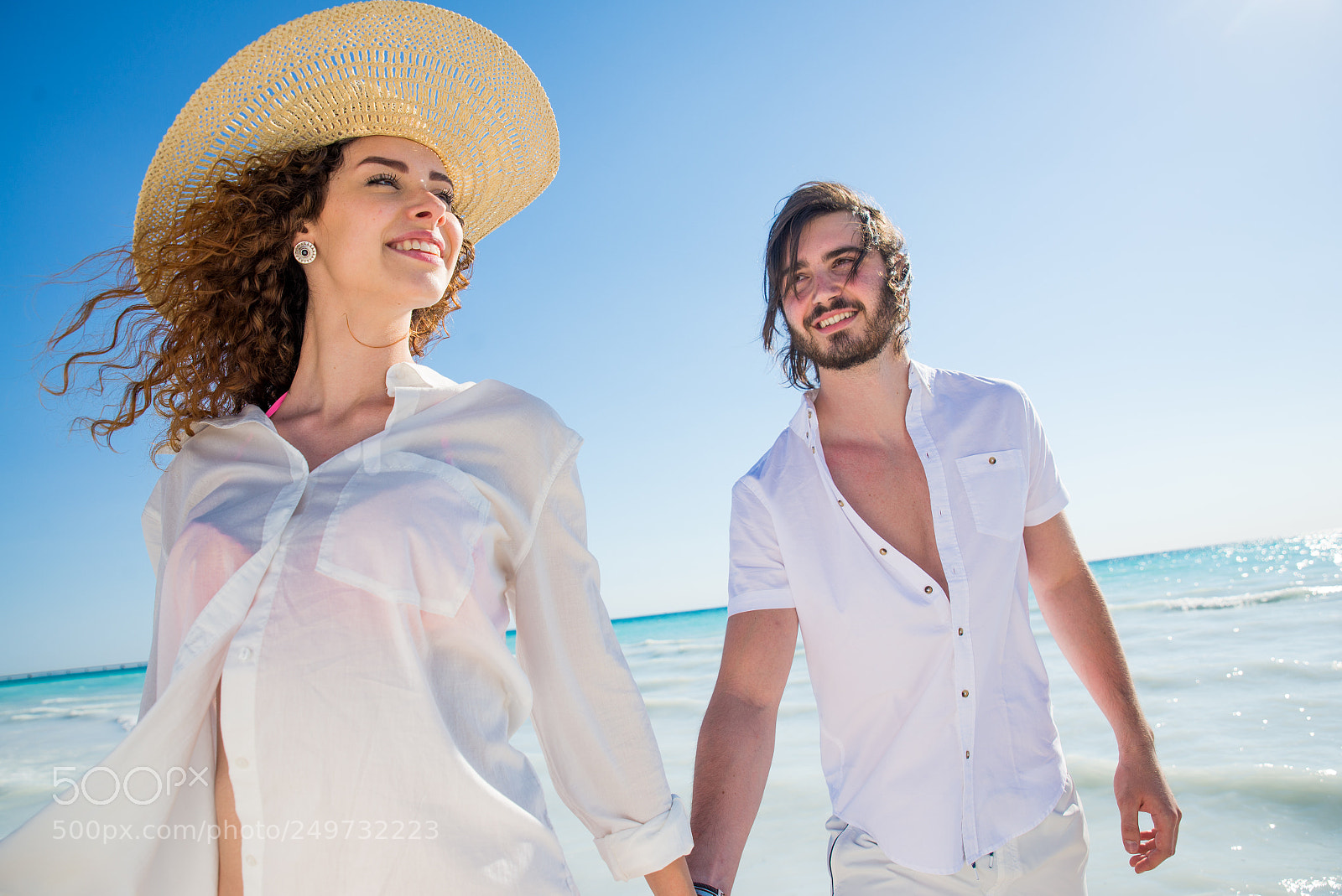 Nikon D610 sample photo. Couple on a tropical photography