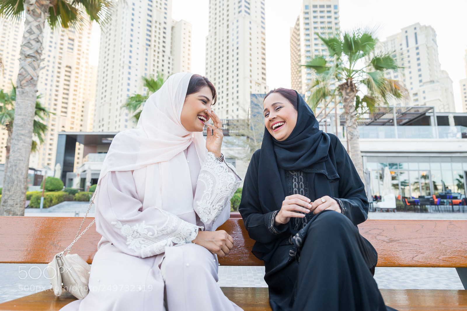 Nikon D610 sample photo. Two arabian girlfriends bonding photography