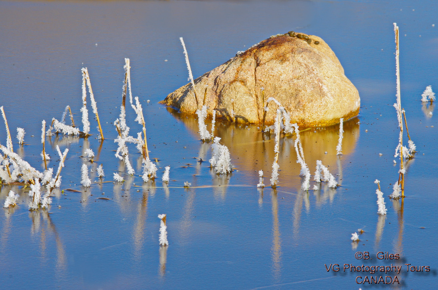 Pentax K-5 IIs sample photo. Island in the ice photography