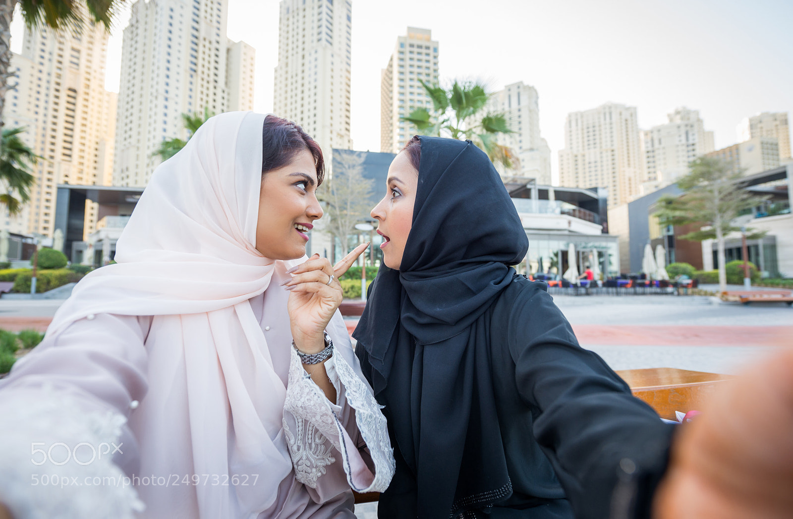 Nikon D610 sample photo. Two arabian girlfriends bonding photography