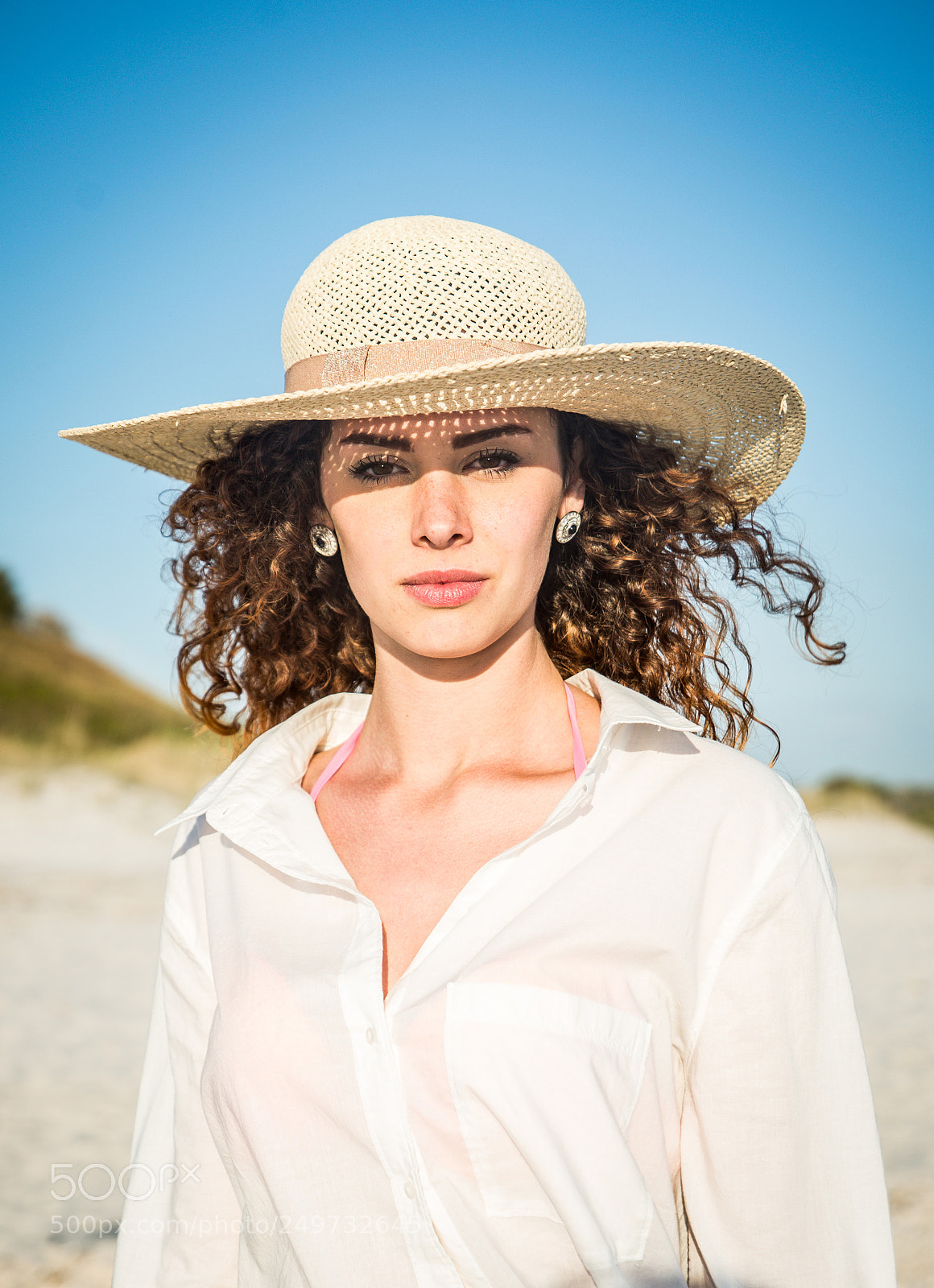 Nikon D610 sample photo. Woman on a tropical photography