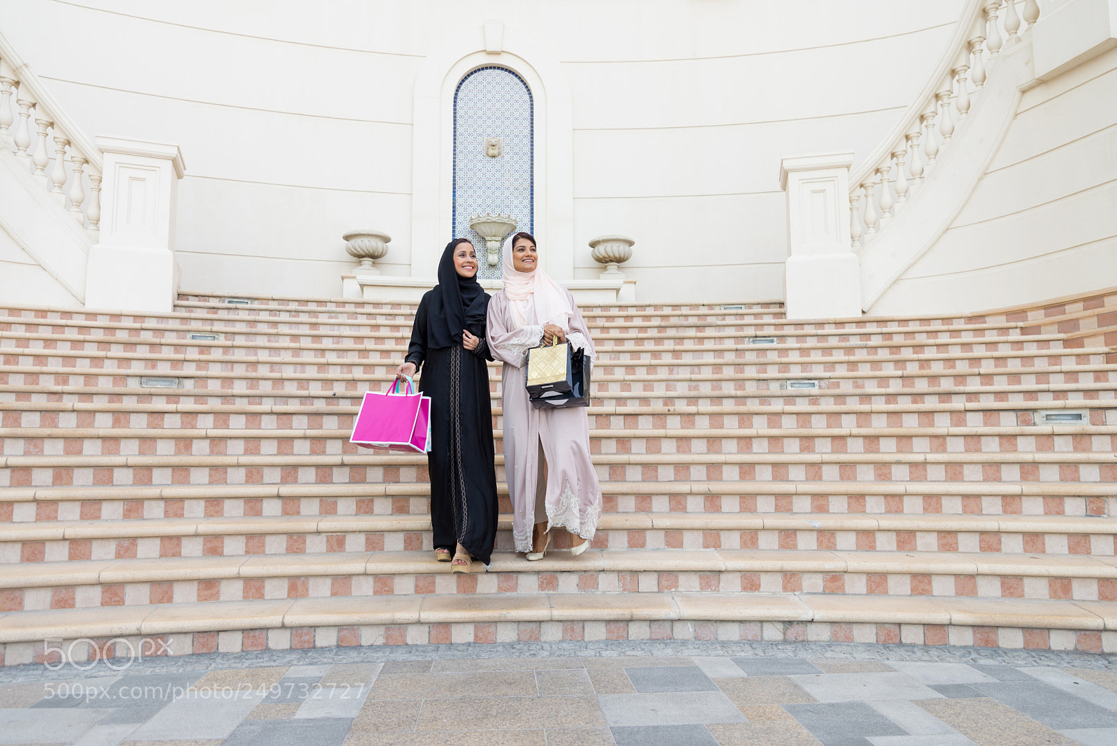 Nikon D610 sample photo. Two arabian girlfriends bonding photography