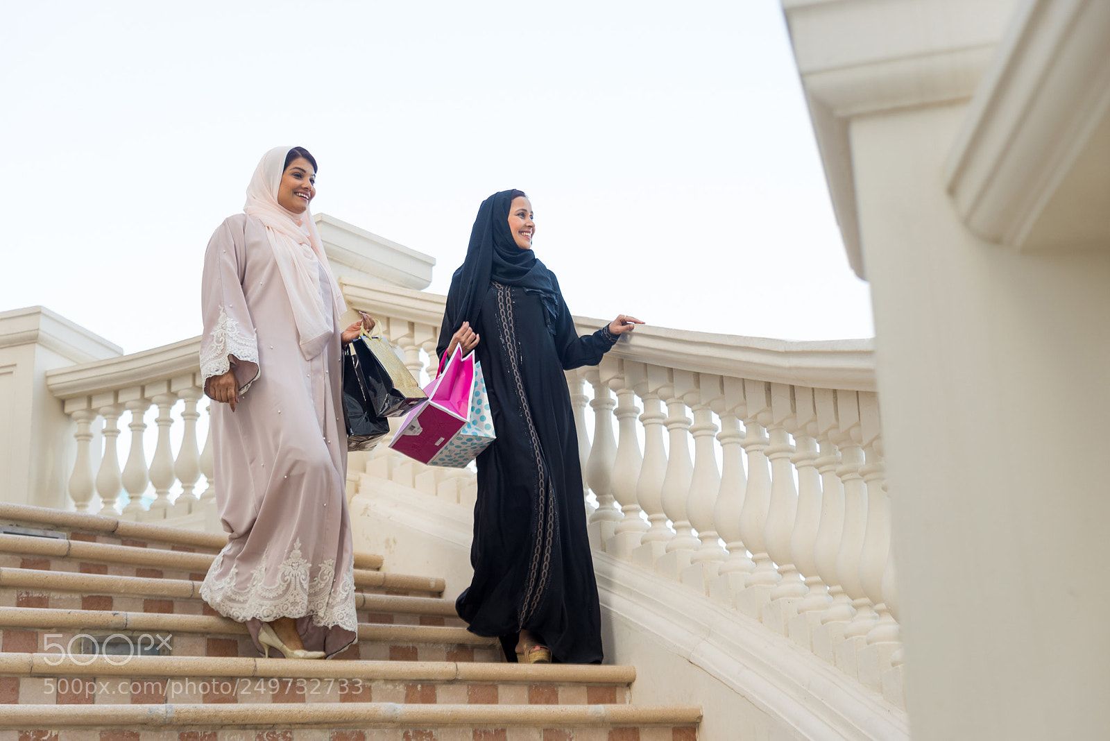 Nikon D610 sample photo. Two arabian girlfriends bonding photography