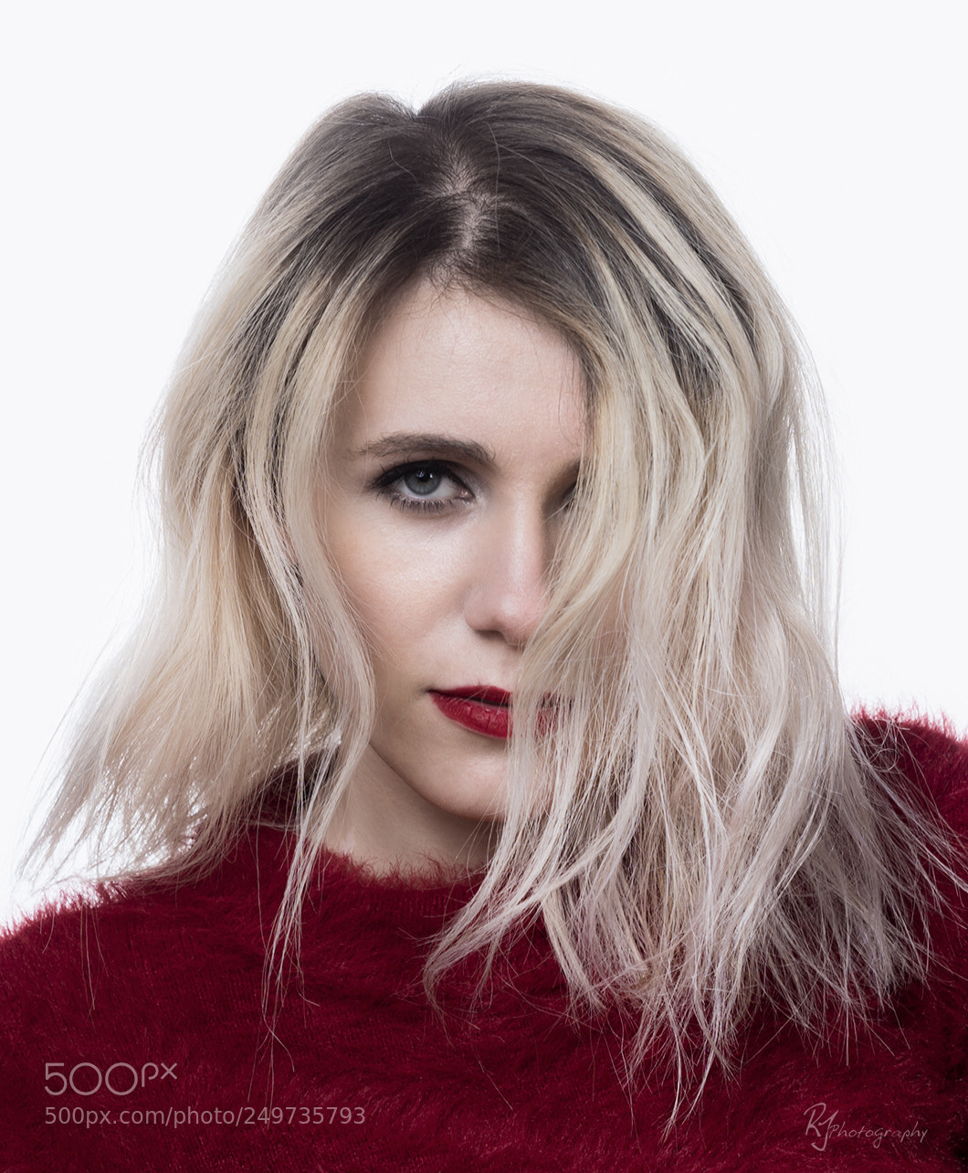 Sony ILCA-77M2 sample photo. Denisa 4 photography