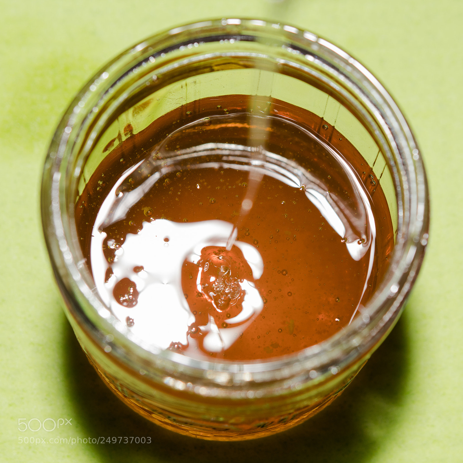 Canon EOS 80D sample photo. Open honey jar photography