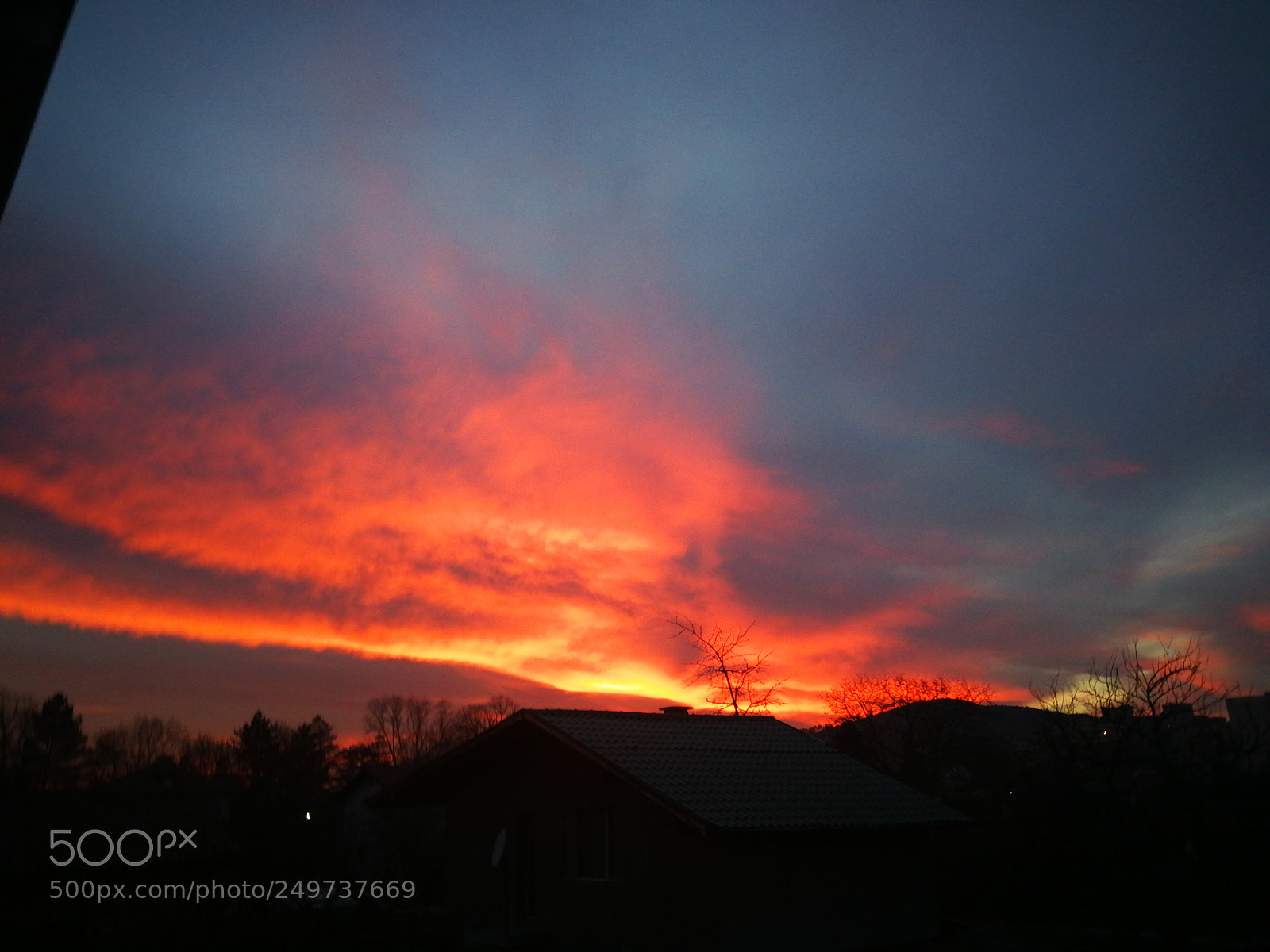 HUAWEI P10 sample photo. Sunsets...home photography
