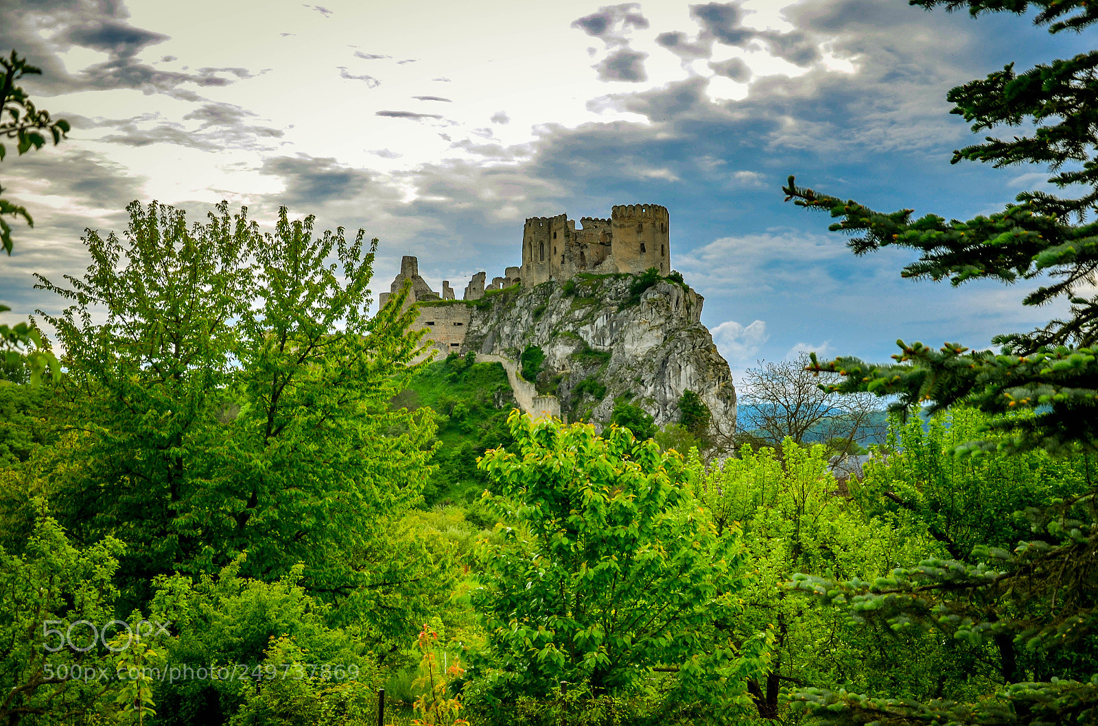 Nikon D5100 sample photo. Beckov castle photography
