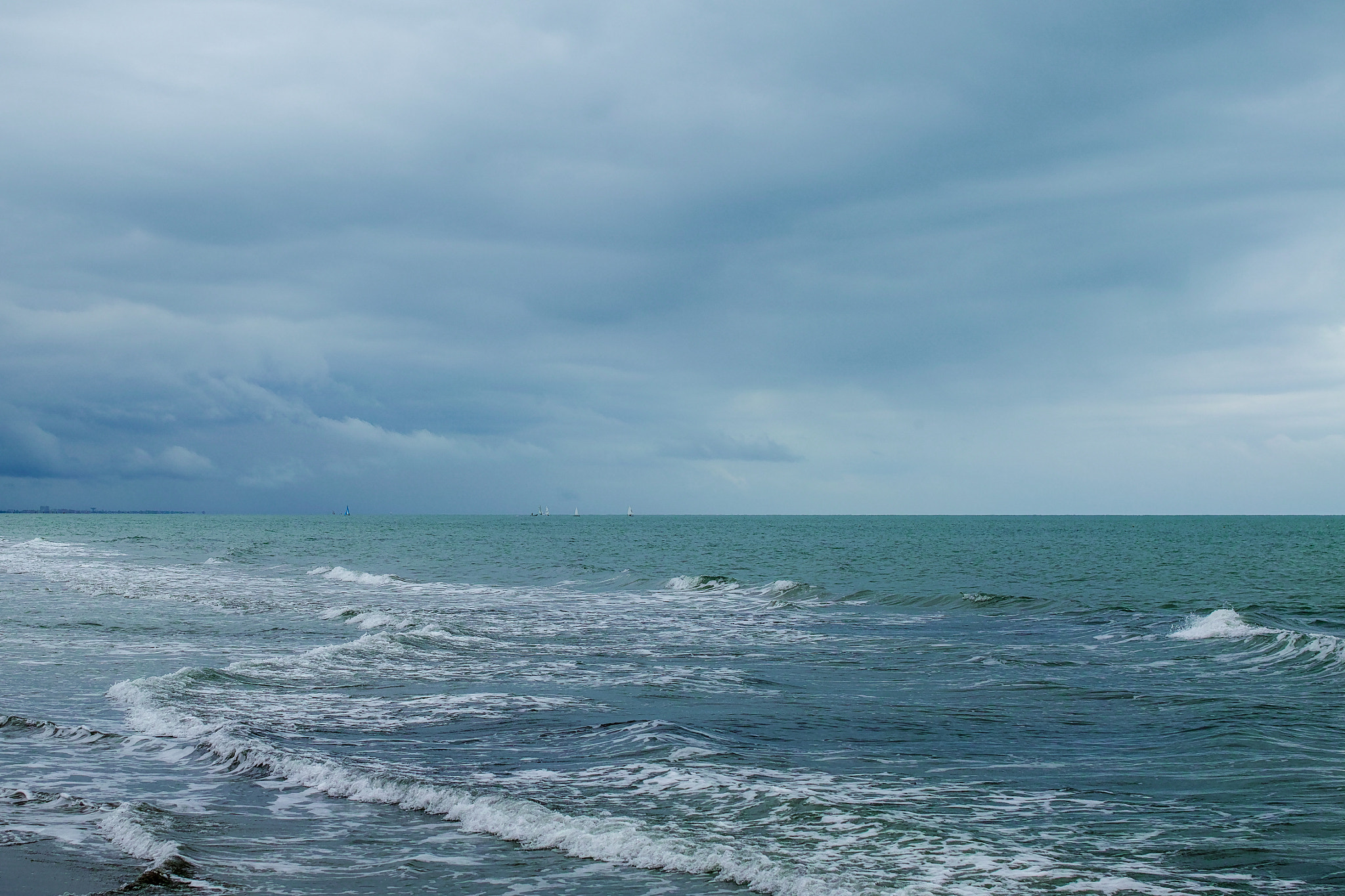 Sigma sd Quattro sample photo. Southwards photography