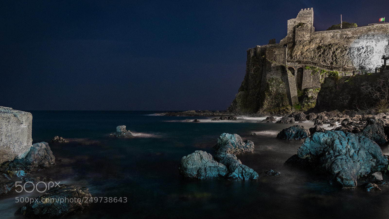 Canon EOS 80D sample photo. Aci castello by night photography