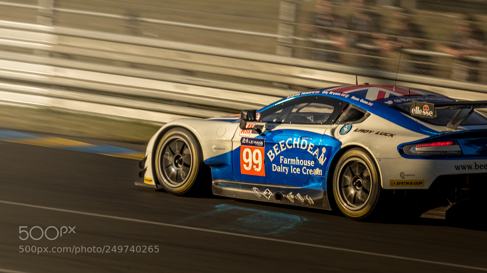 Pentax K-5 sample photo. Aston martin vantage 99 photography