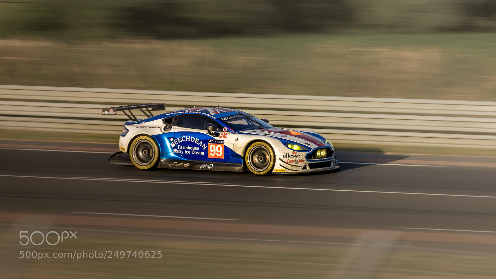 Pentax K-5 sample photo. Aston martin vantage 99 photography