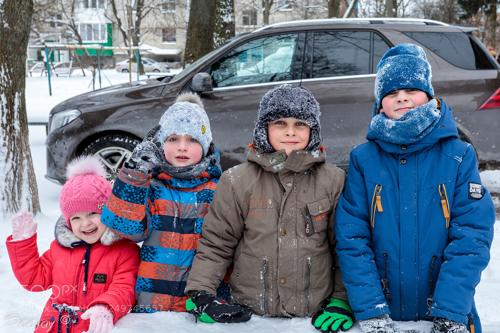 Canon EOS 5D Mark IV sample photo. Last snow photography