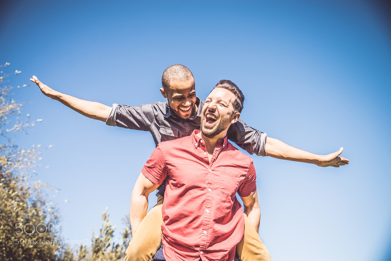 Nikon D610 sample photo. Homosexual couple dating photography