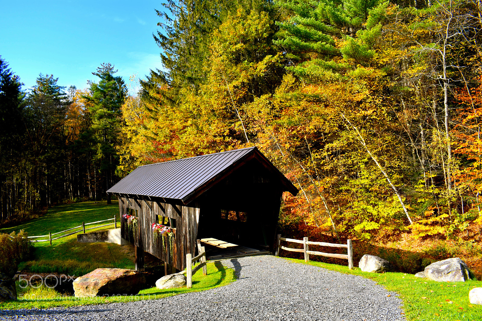 Nikon D3400 sample photo. Covered bridge in vermont photography