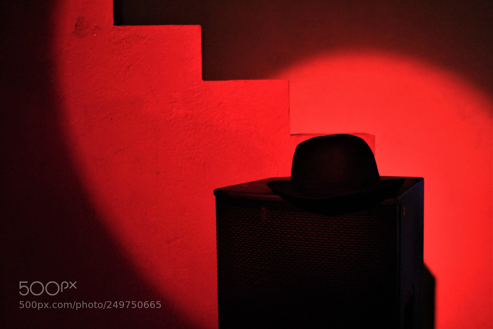 Canon EOS 7D sample photo. Hat in red photography