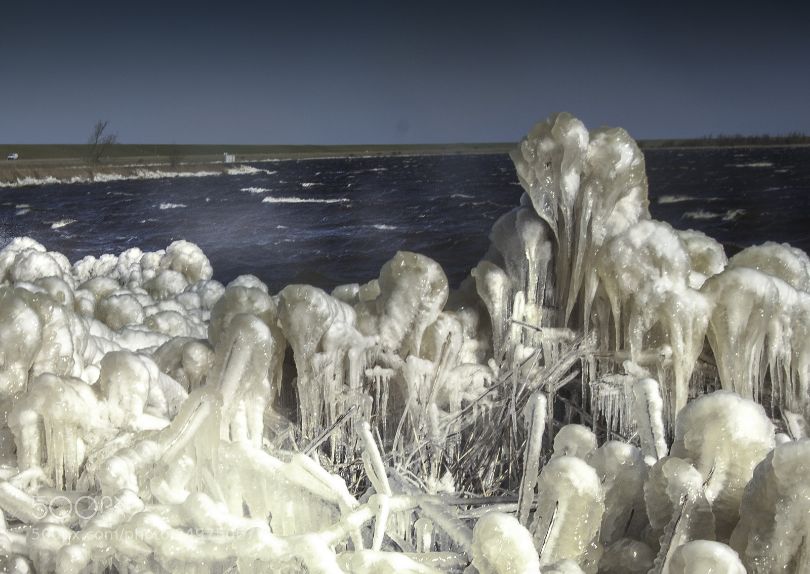 Nikon D5000 sample photo. Ice photography