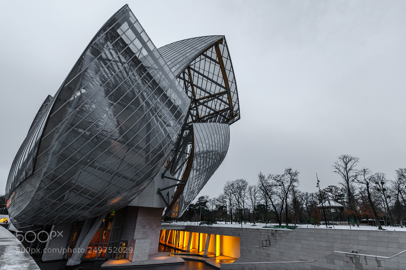 Nikon D700 sample photo. Fondation louis vuitton photography