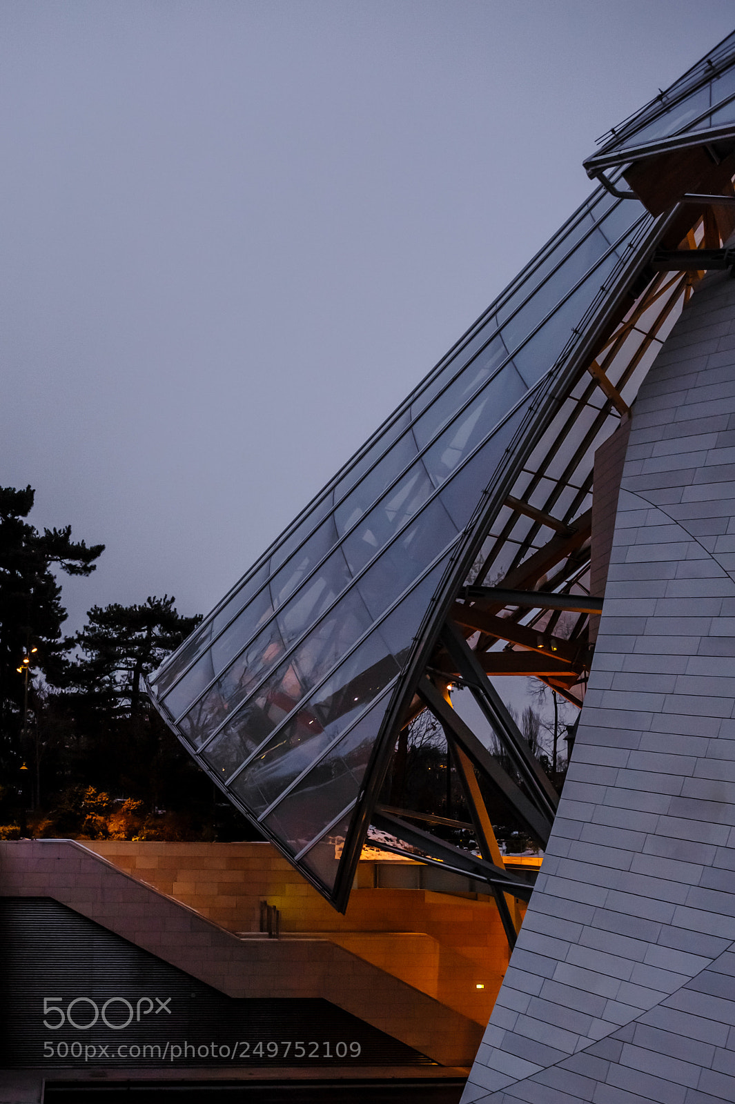 Nikon D700 sample photo. Fondation louis vuitton photography