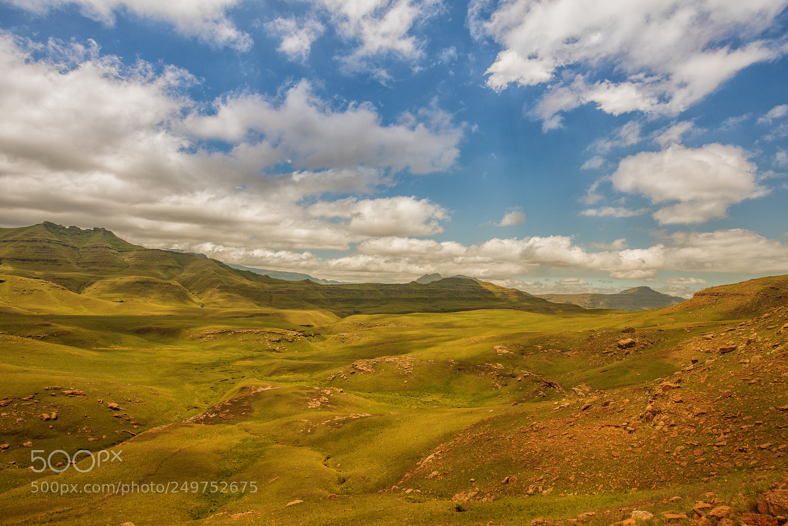 Canon EOS 5D Mark IV sample photo. Drakensberge photography
