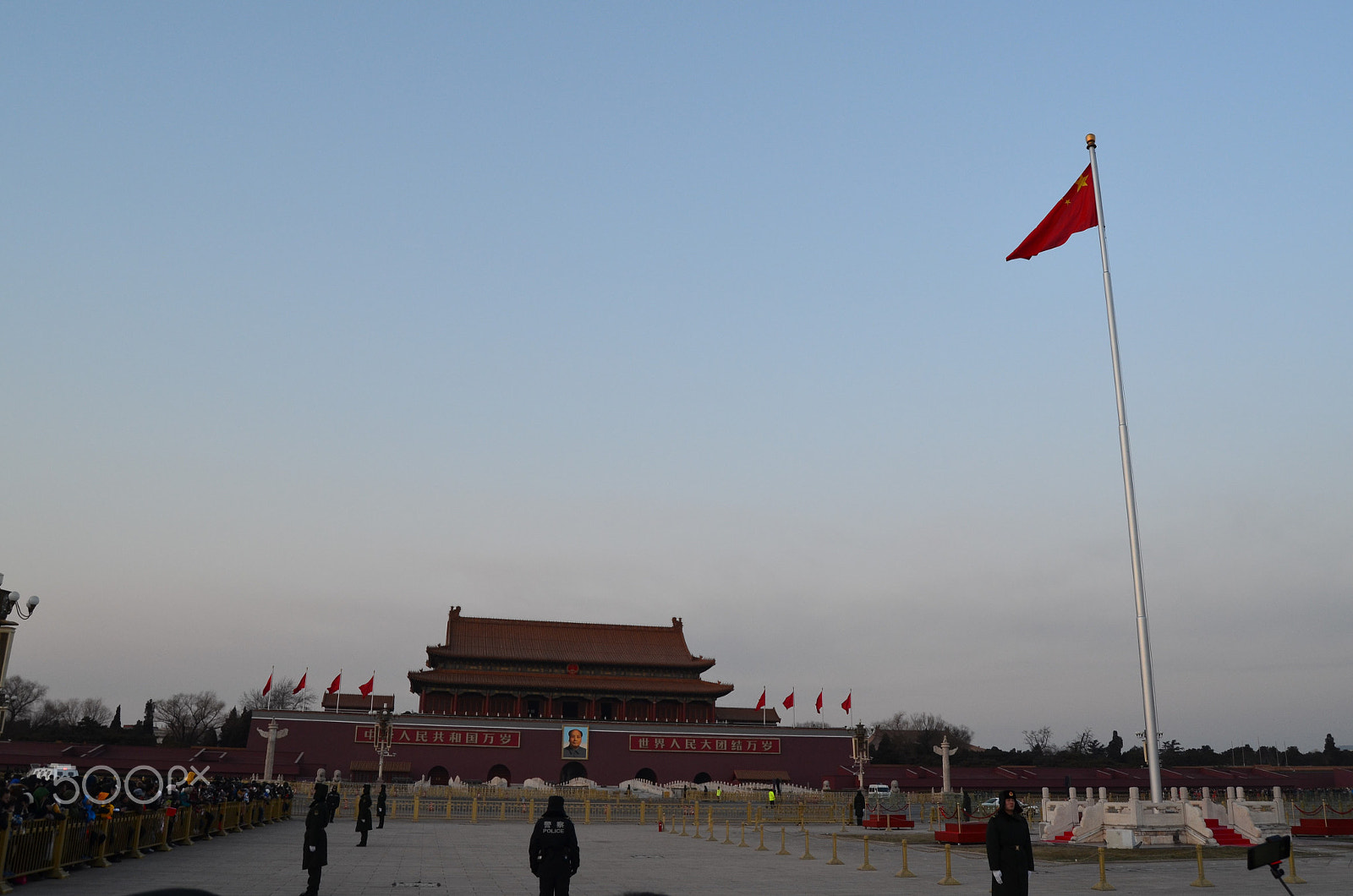 Nikon D5100 + Nikon AF-S DX Nikkor 18-55mm F3.5-5.6G II sample photo. Tiananmen square, the heart of beijing china photography