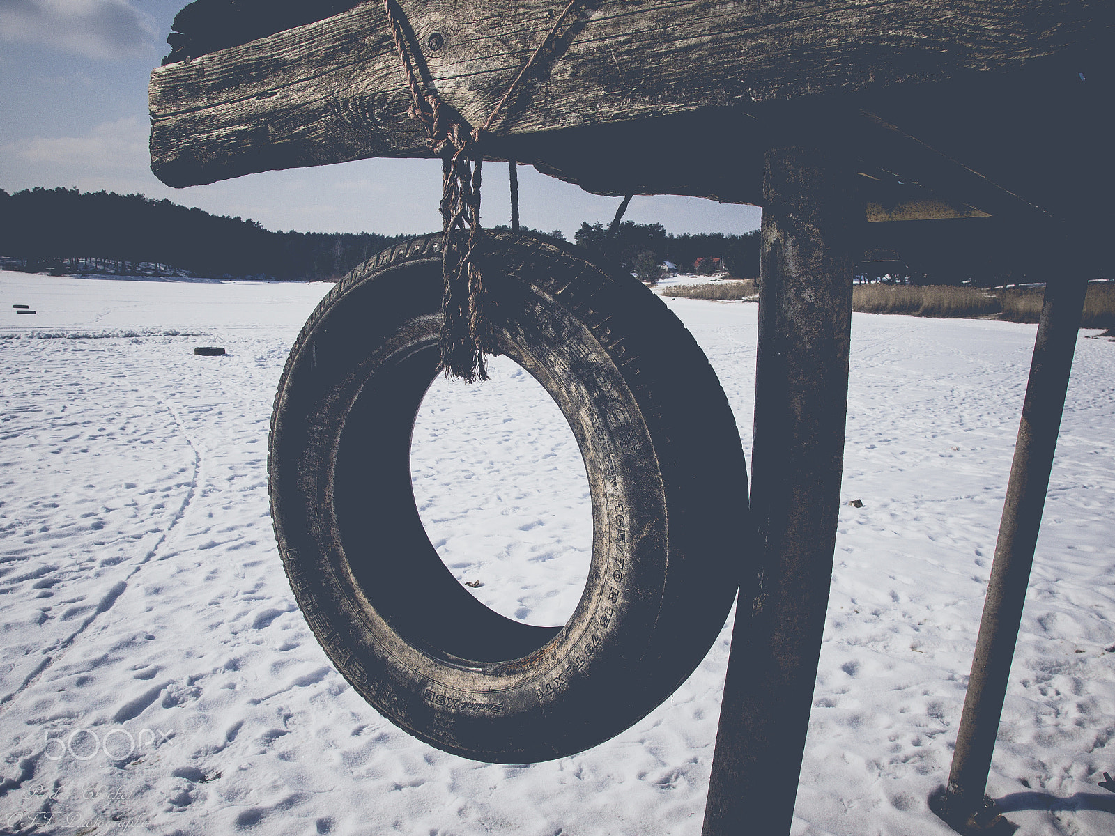 Olympus E-5 sample photo. Winter tire photography