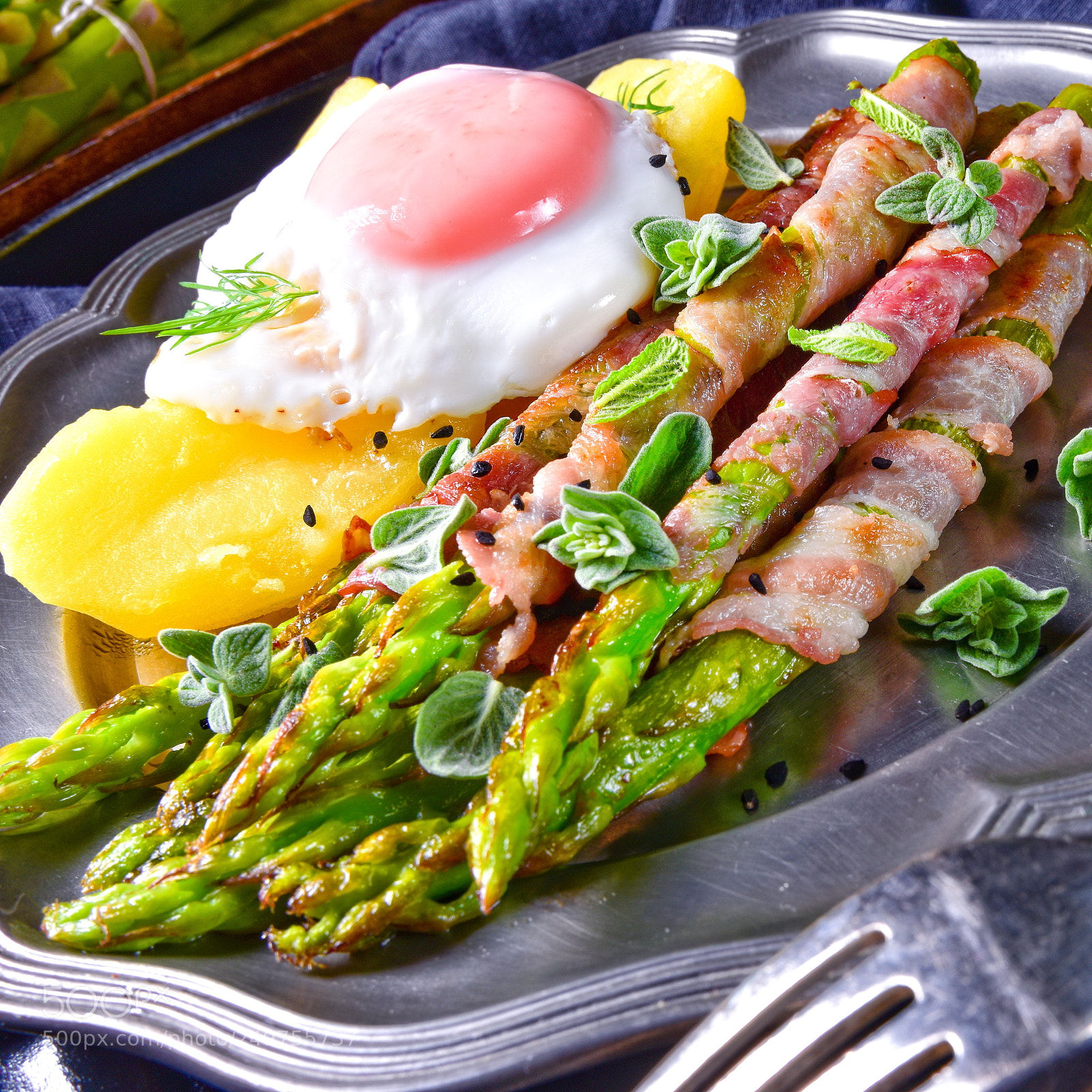Nikon D810 sample photo. Green asparagus from the photography
