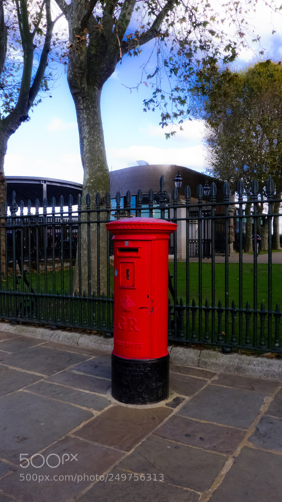 Panasonic Lumix DMC-LX5 sample photo. Pictures from london photography