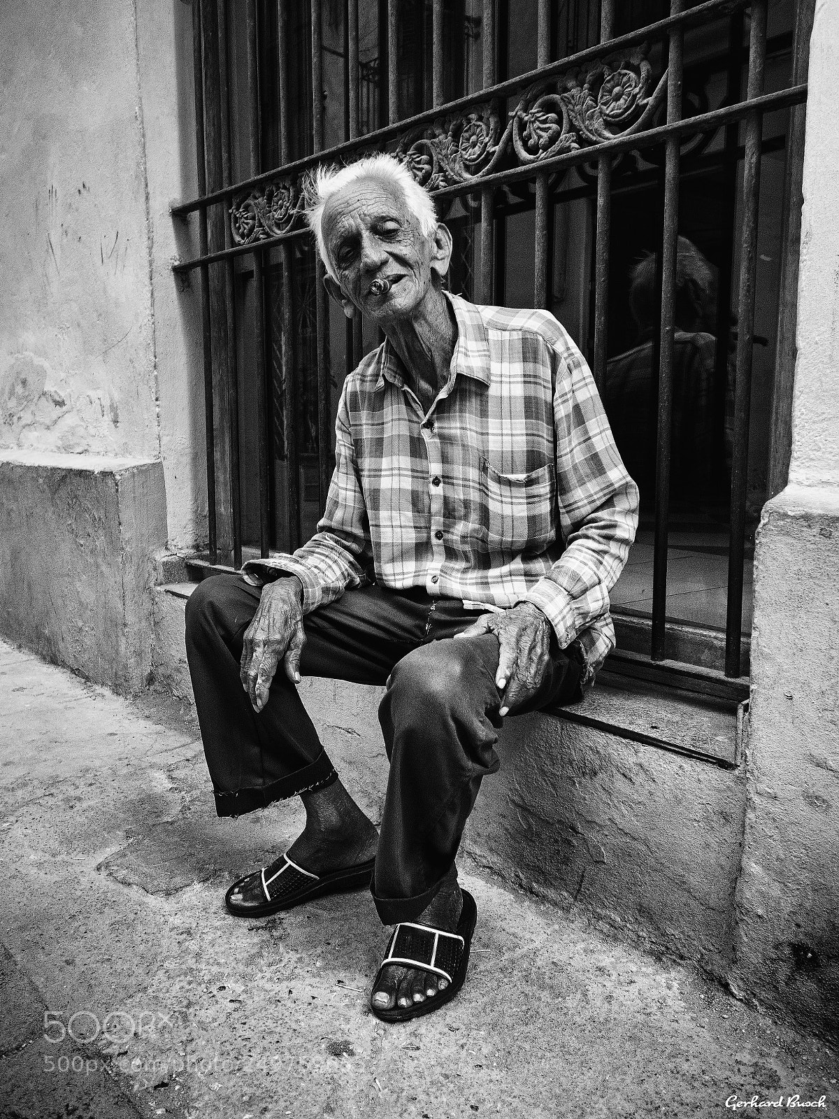 Olympus PEN-F sample photo. Old man ... photography