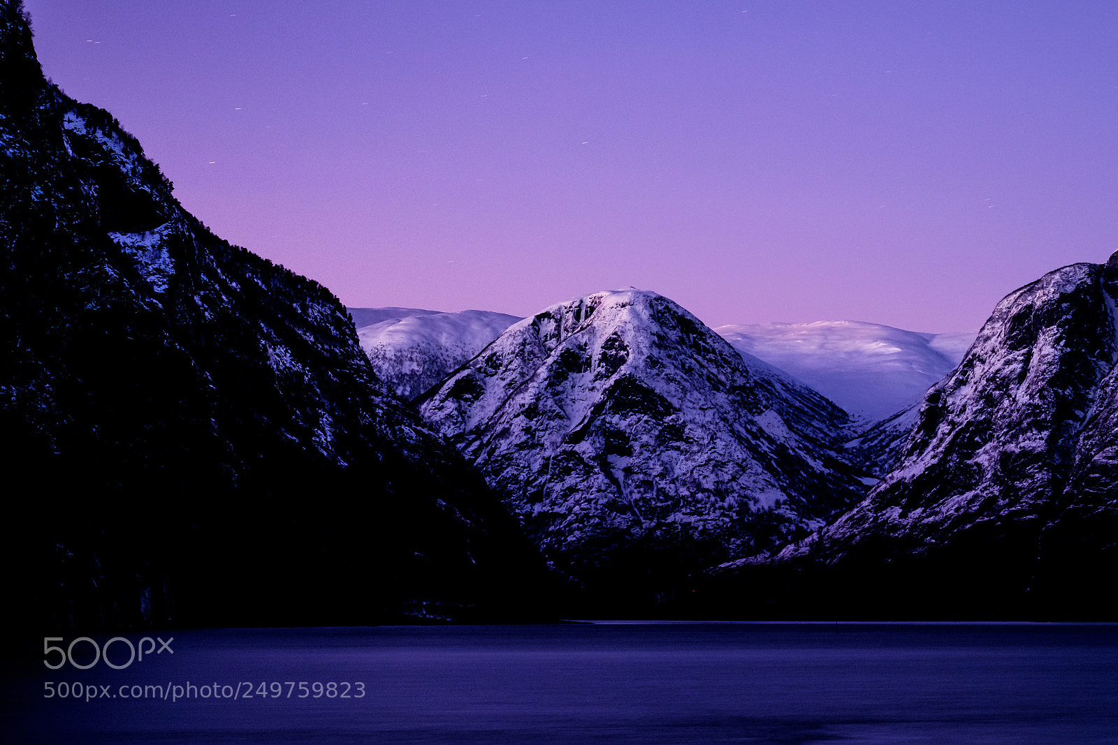 Fujifilm X-T1 sample photo. Purple night photography