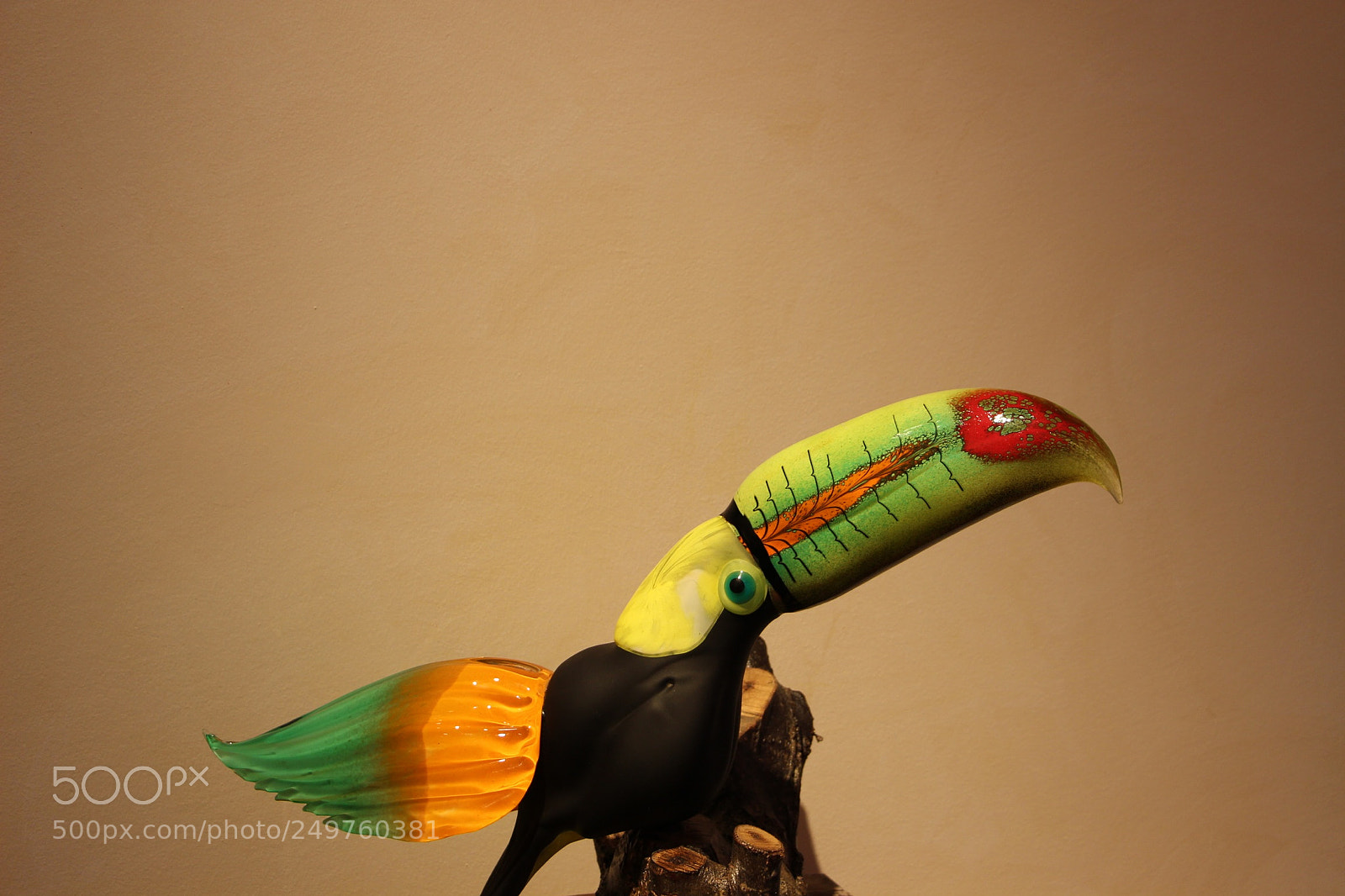 Canon EOS 100D (EOS Rebel SL1 / EOS Kiss X7) sample photo. Toucan photography