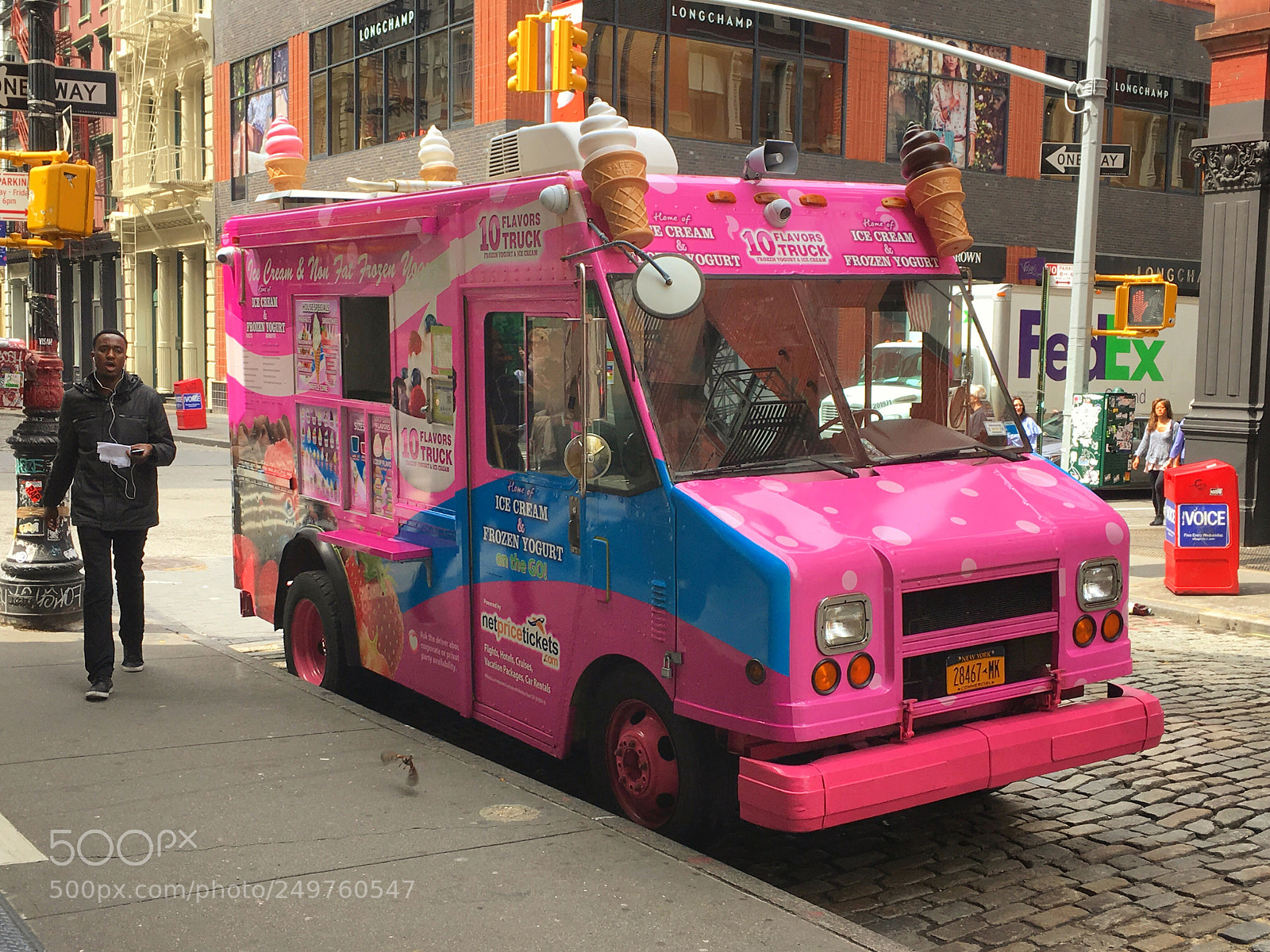 Apple iPhone SE sample photo. I scream: ice cream! photography
