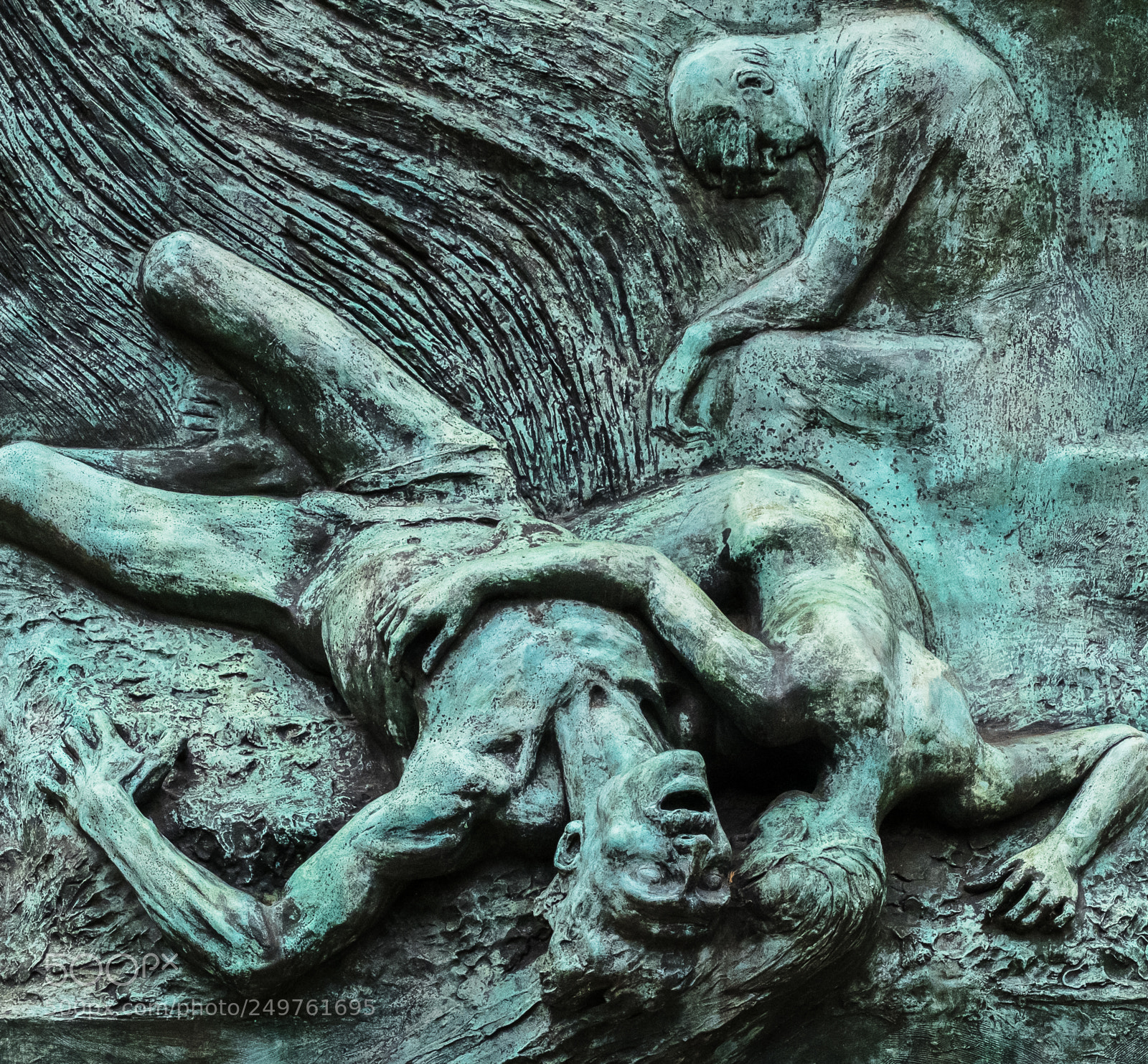 Fujifilm X30 sample photo. Public sculpture (krakow poland ) photography