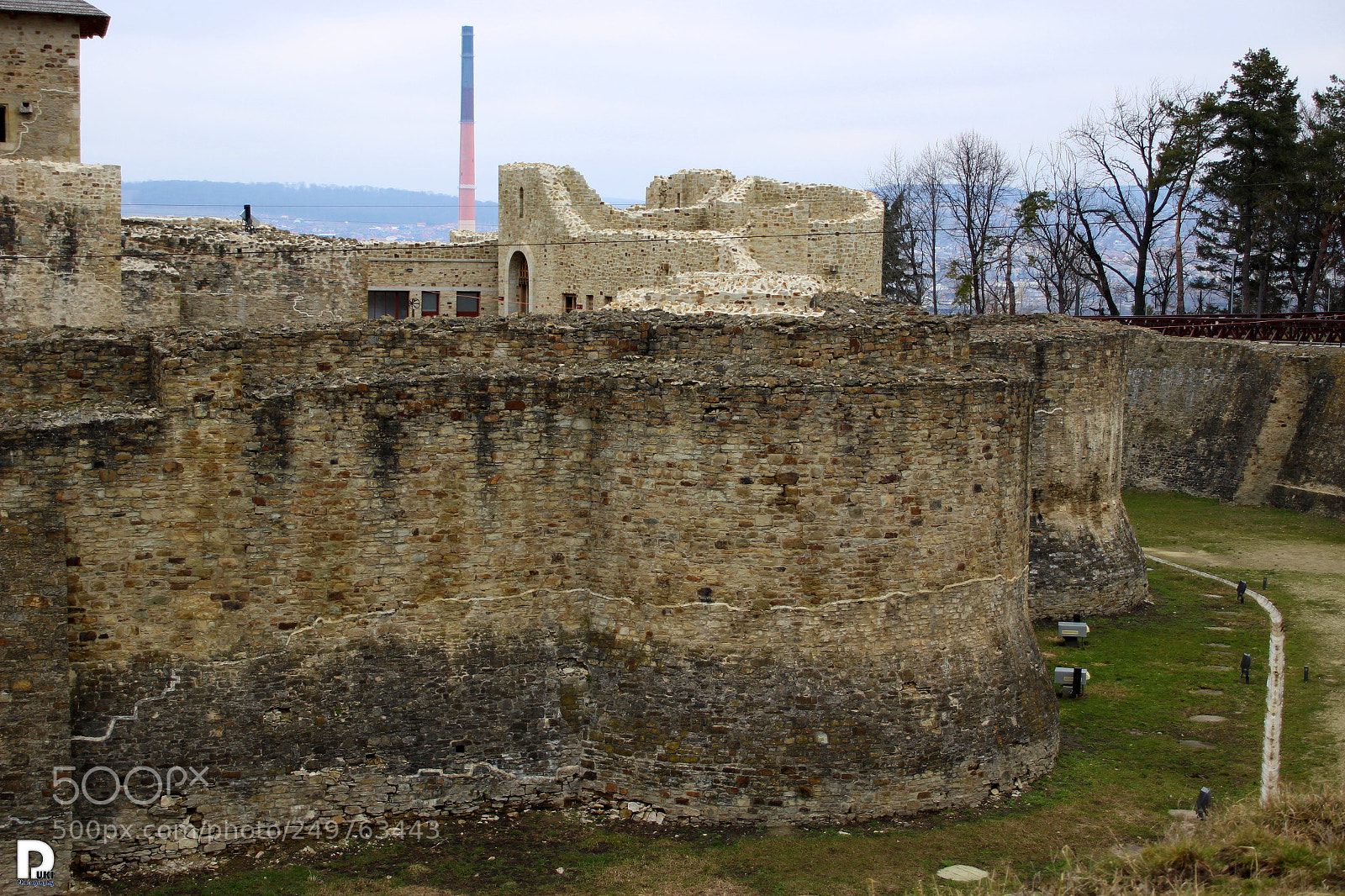 Canon EOS 100D (EOS Rebel SL1 / EOS Kiss X7) sample photo. Suceava fortress photography