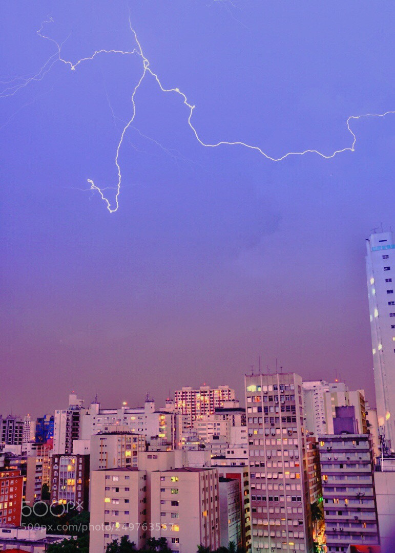 Sony a6000 sample photo. Lightning in s o photography
