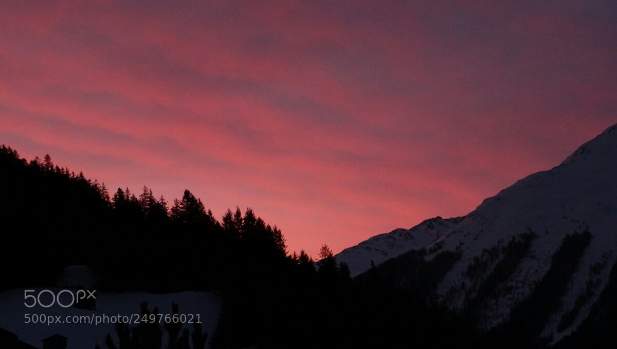 Sony DSC-HX60V sample photo. Morgenrot... photography