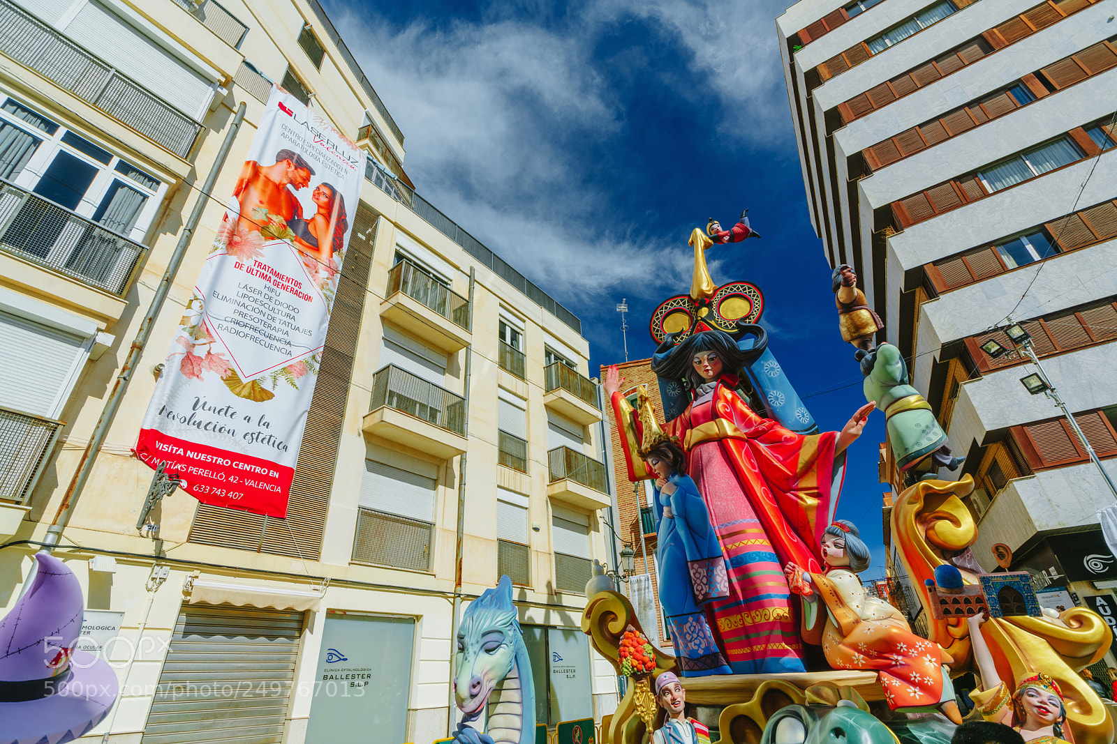 Sony a7R II sample photo. Falla in city centre photography