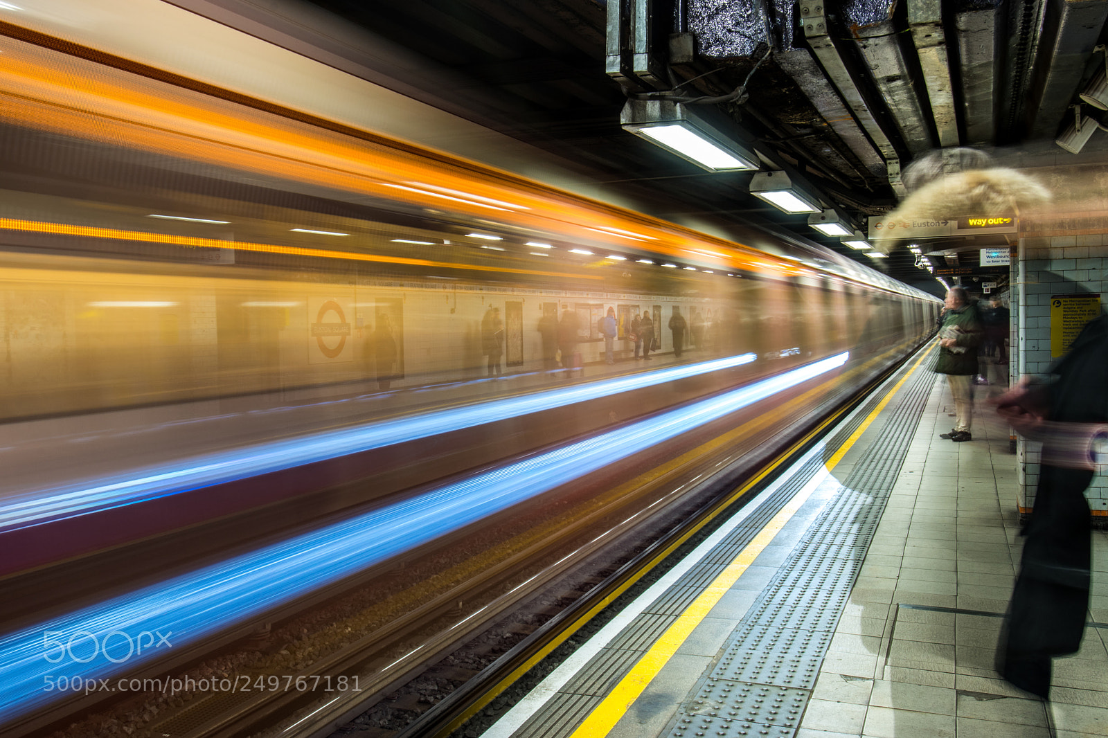 Nikon D5600 sample photo. Long exposure @ euston square photography