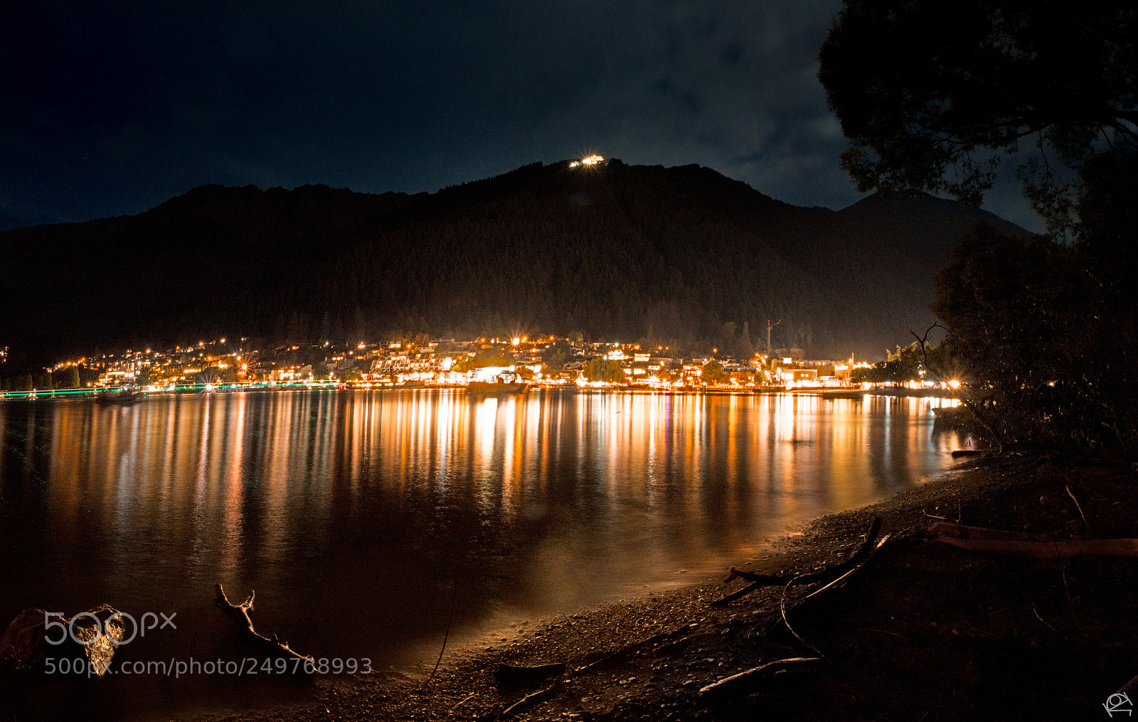 Canon EOS 70D sample photo. Sleepy town photography