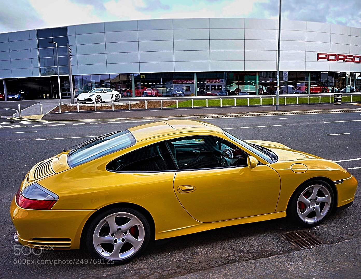 Sony a7 sample photo. Mellow yellow! photography