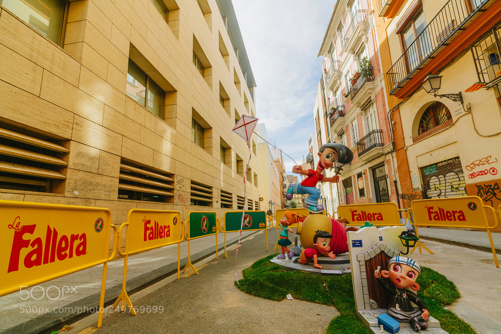 Sony a7R II sample photo. Falla in city centre photography