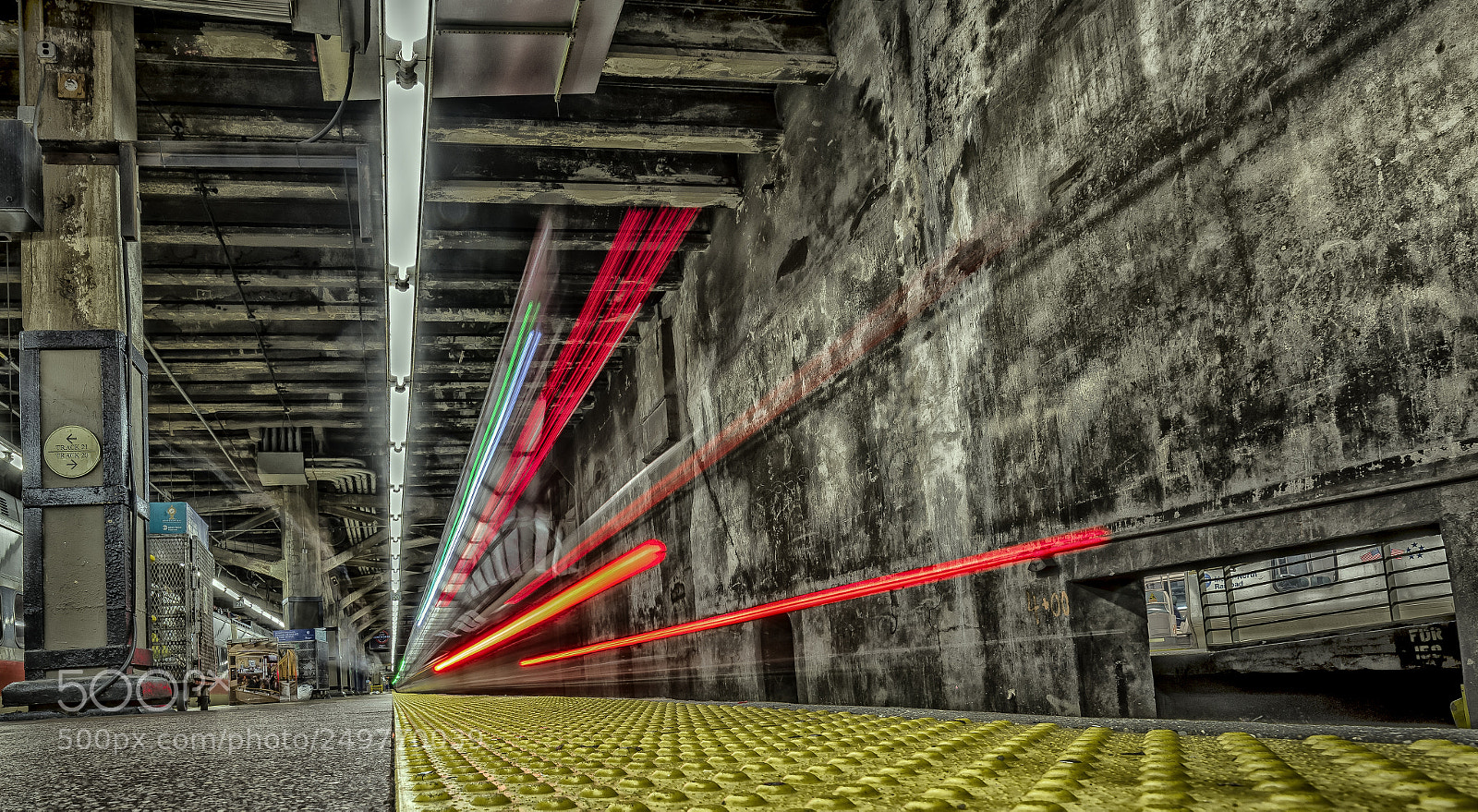 Nikon D810 sample photo. Us nyc track closing photography